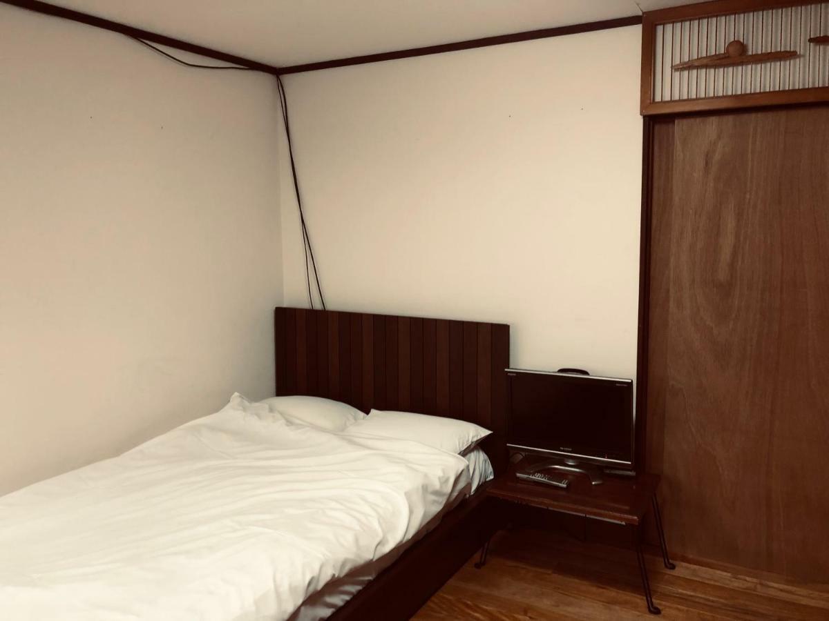 Tsuruya Guesthouse Hiroshima Extérieur photo